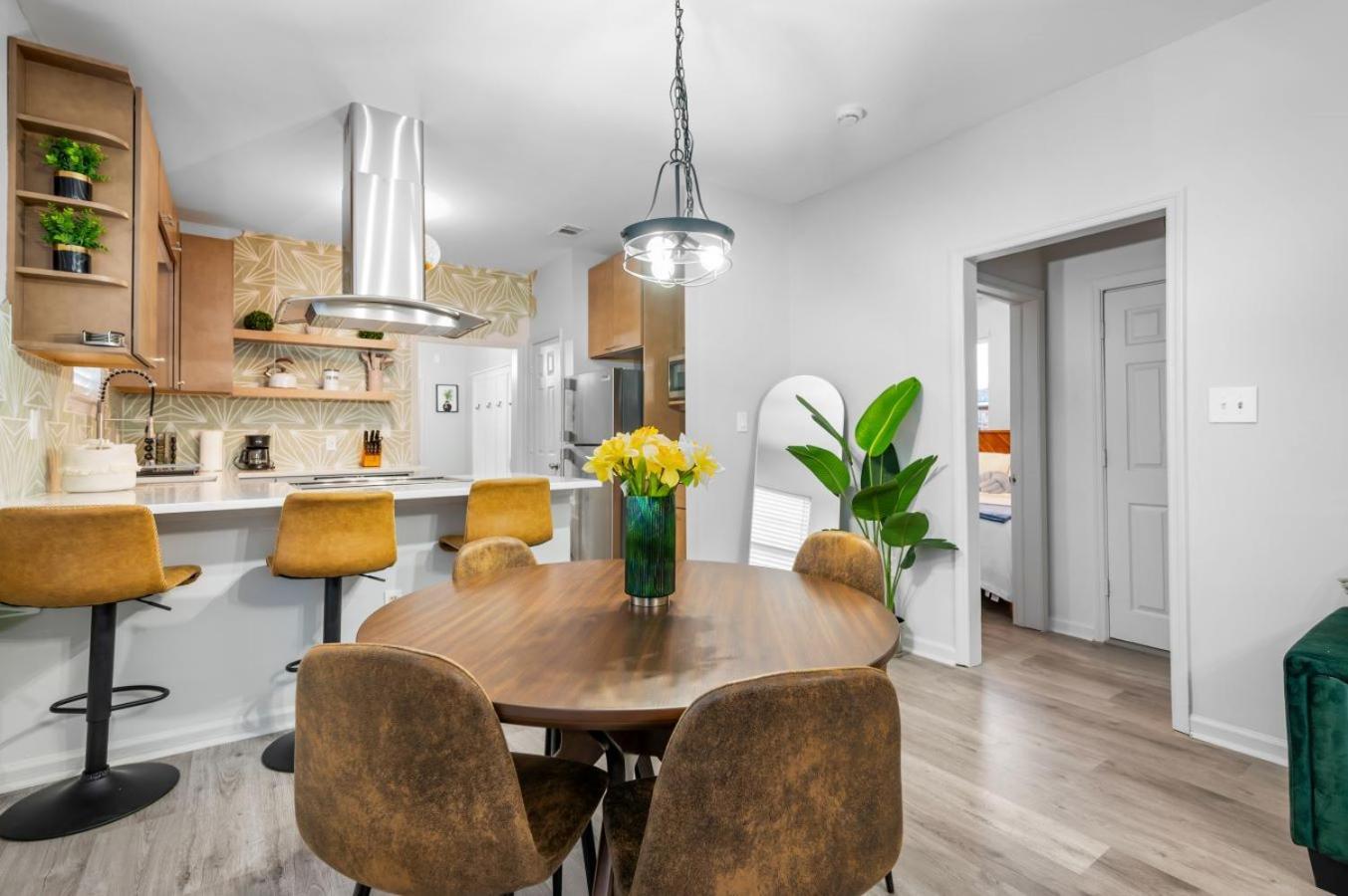 5Min To River Street, Dt - Spacious - Free Parking Savannah Exterior photo